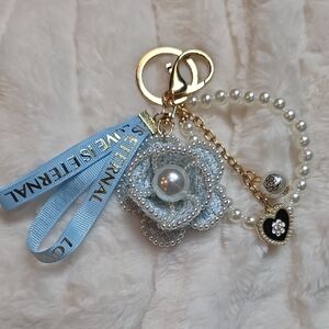 Elegant Pearl and Flower Keychain